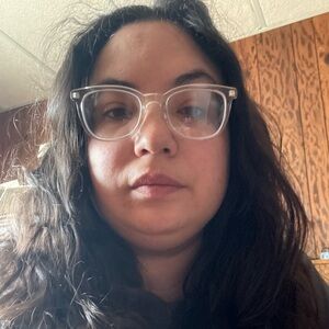 Meet your Posher, Caroline